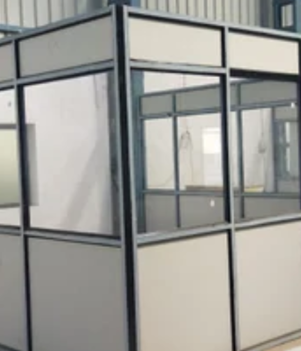 Aluminium Partition - 550px X 900px